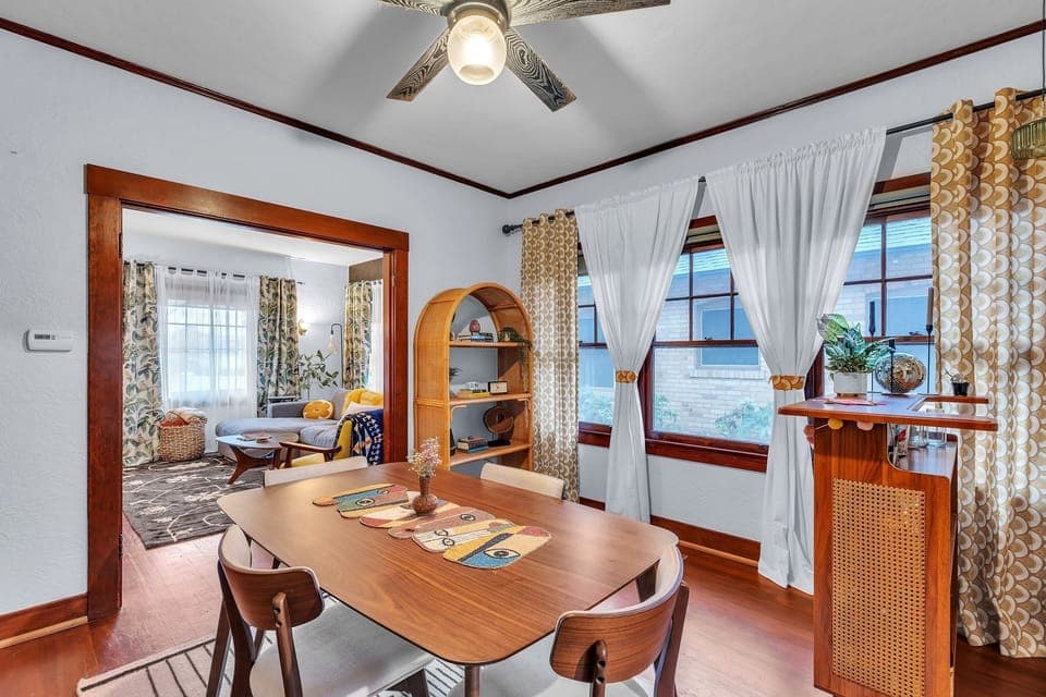 House, 3 Bedrooms | Dining