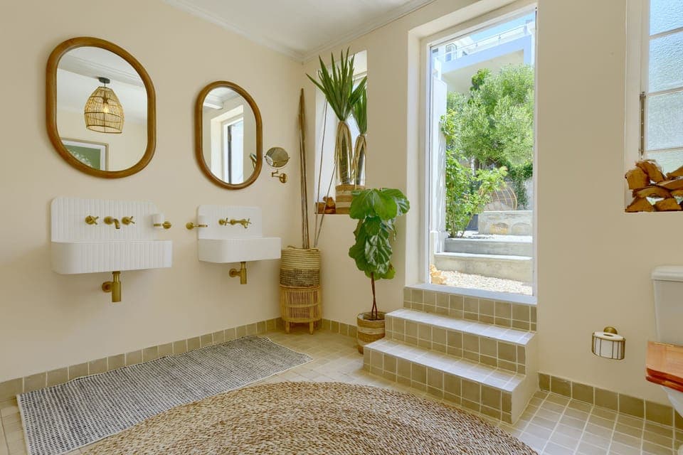 Standard Double or Twin Room, Sea View | Bathroom | Bathrobes