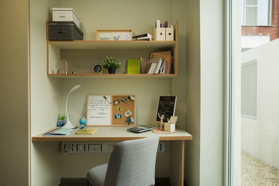 Single Room, Non Smoking | Blackout drapes, iron/ironing board, free WiFi