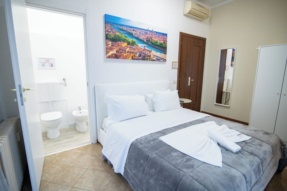 Comfort Room, River View | Iron/ironing board, free WiFi