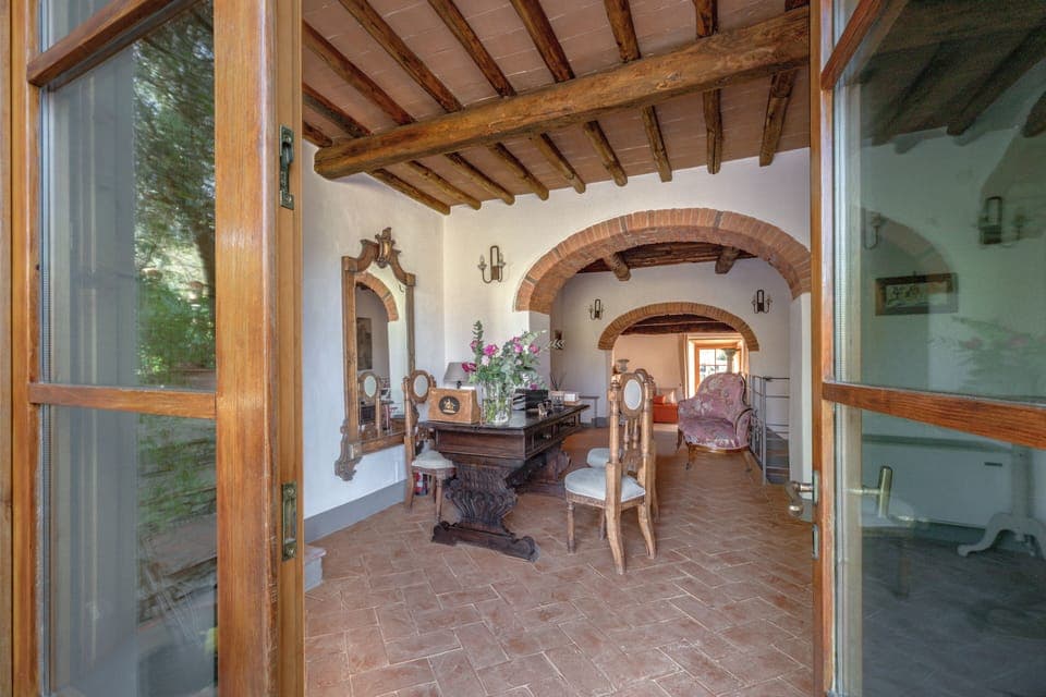 Villa | Living area | Smart TV, fireplace