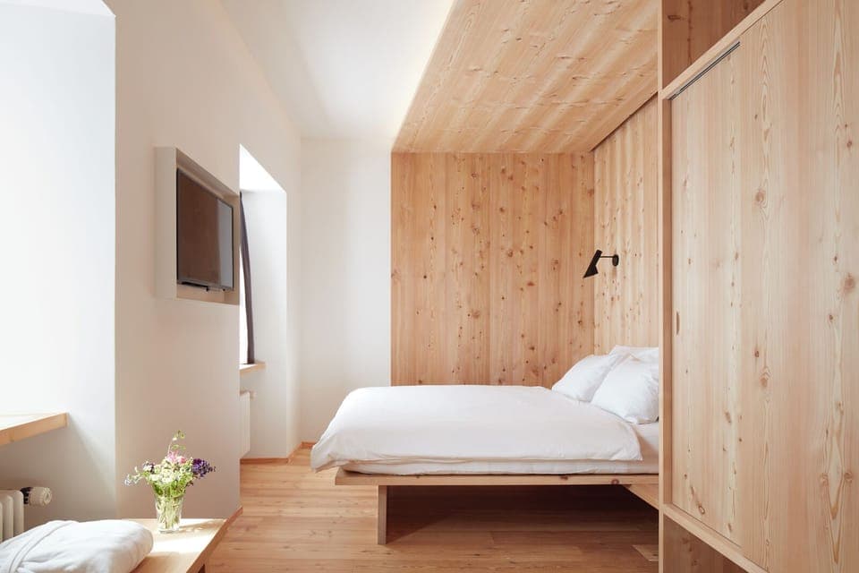 Basic Double Room, Mountain View | In-room safe, desk, iron/ironing board, free WiFi