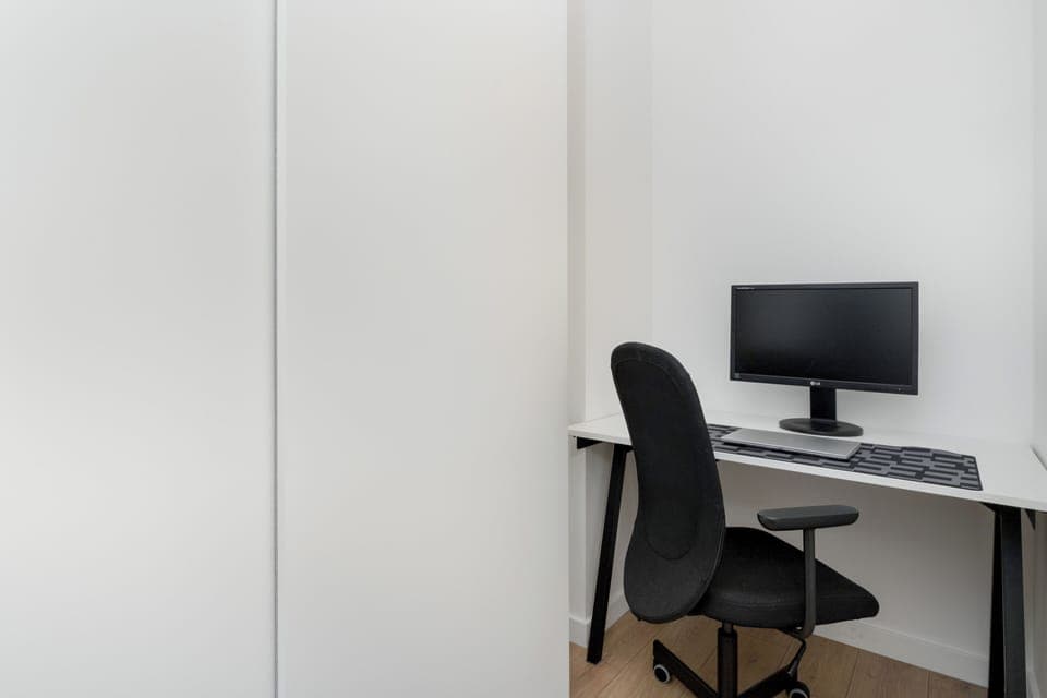 Comfort Apartment | 2 bedrooms, desk, laptop workspace, iron/ironing board