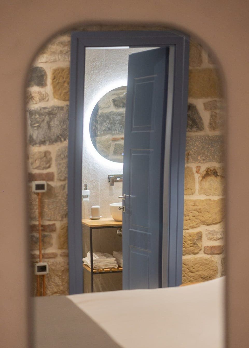 Family Triple Room, Non Smoking, Courtyard View | Bathroom | Slippers, towels