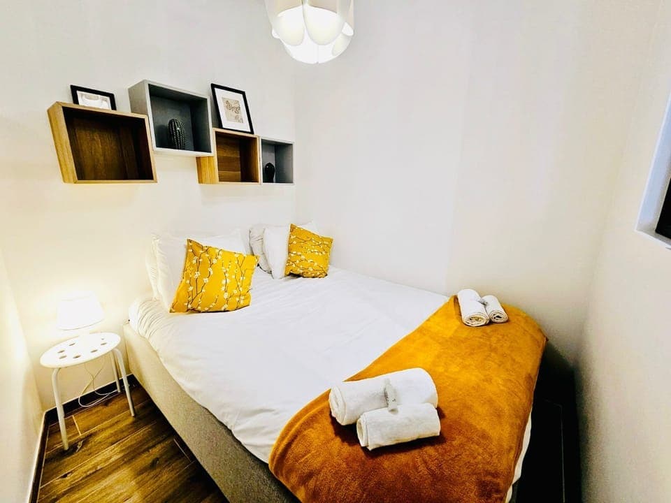 1 bedroom, iron/ironing board, free WiFi