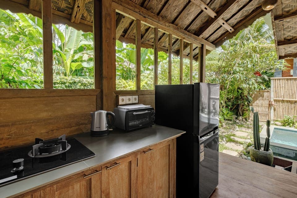 Villa, 1 Bedroom, Pool View | Private kitchen | Electric kettle