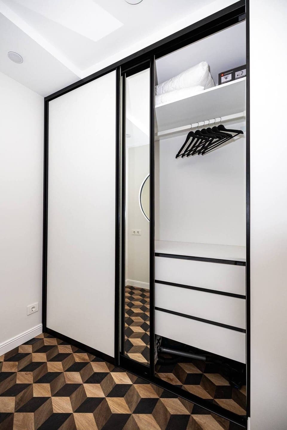 Apartment, 1 Bedroom, Accessible, Balcony | Interior