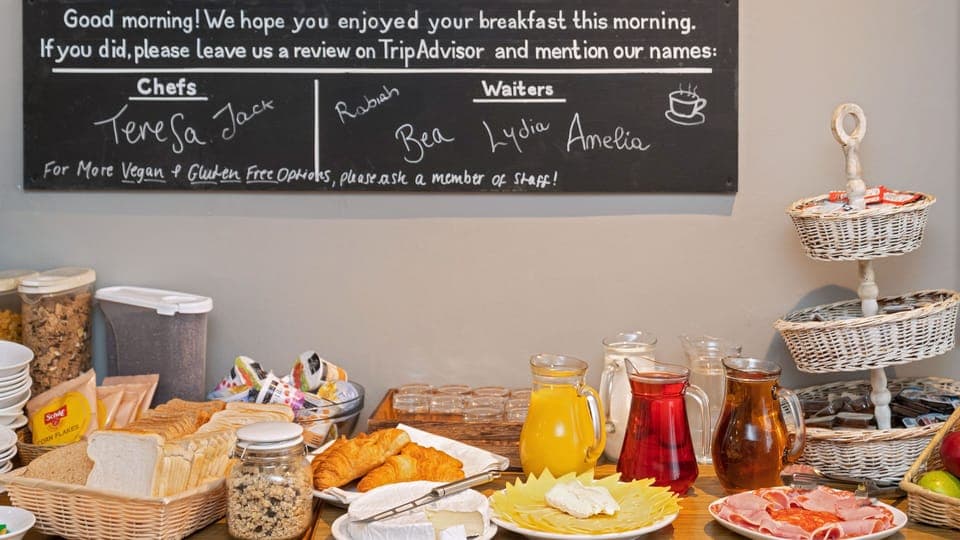 Free daily cooked-to-order breakfast