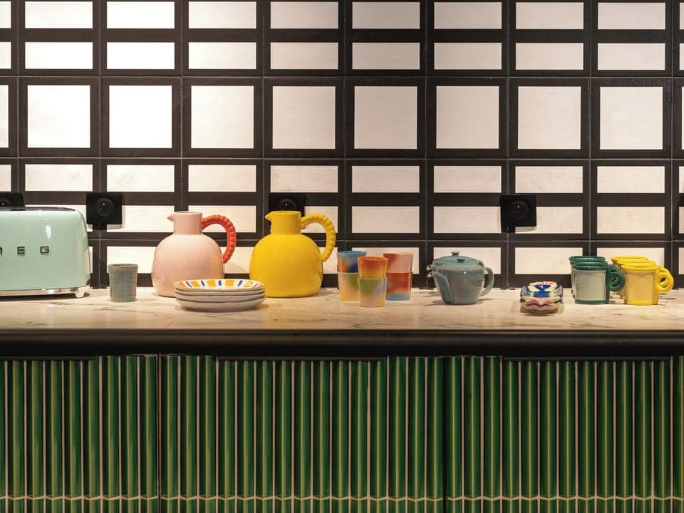 Daily buffet breakfast (EUR 16 per person)