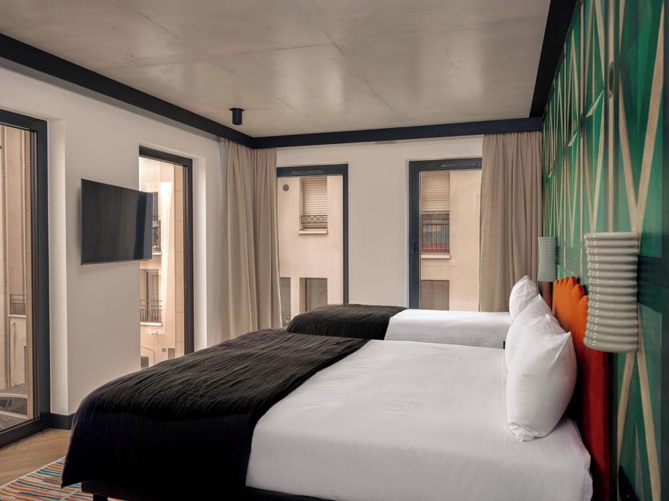 Comfort Triple Room | Free WiFi, bed sheets