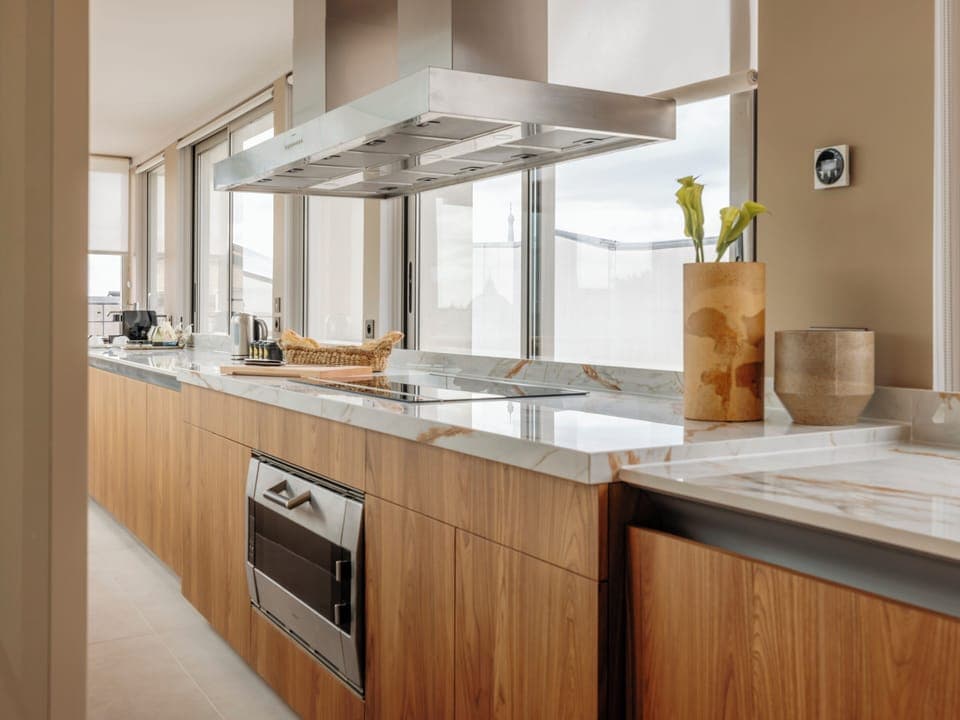 Sky Penthouse | Private kitchen | Full-size fridge, microwave, oven, stovetop