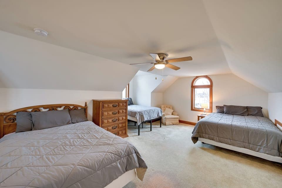 House (4 Bedrooms) | Interior