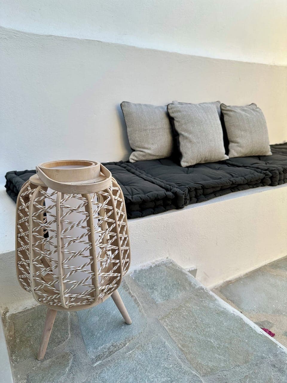 Double Room, 1 Queen Bed, Non Smoking, Courtyard Area | Living area | 43-inch Smart TV with cable channels, Netflix, streaming services