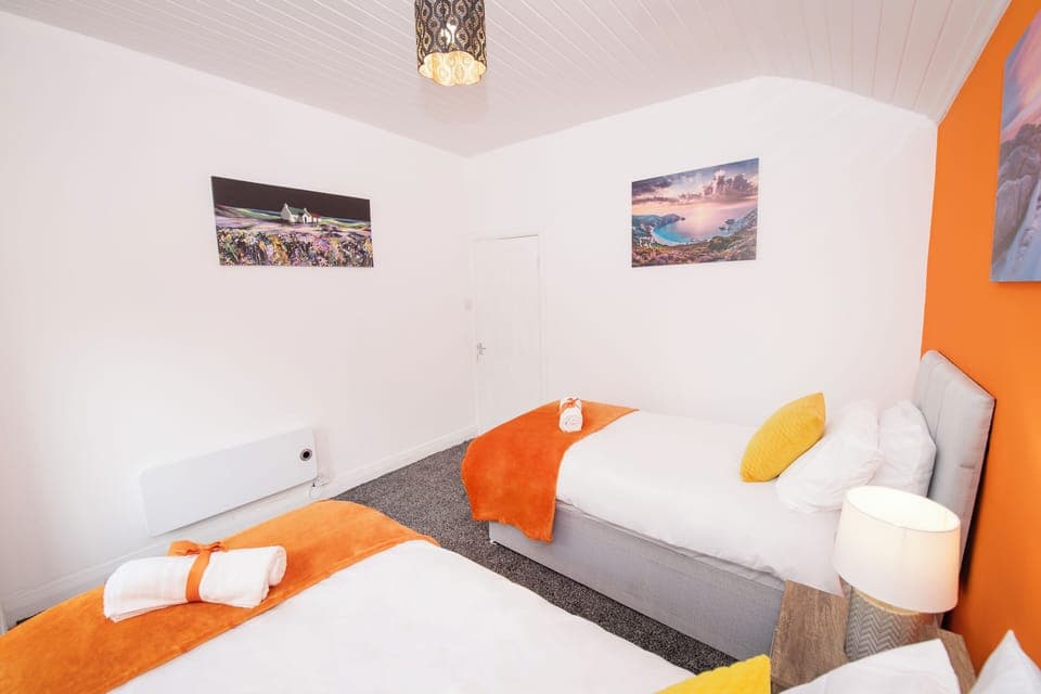 Family Apartment | Iron/ironing board, free WiFi