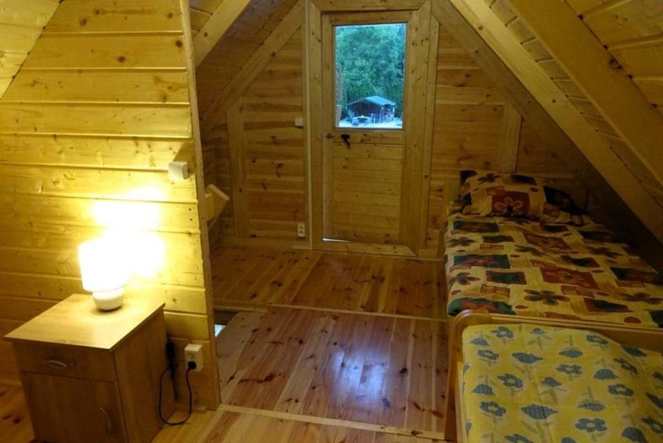 House | 2 bedrooms, individually furnished, bed sheets