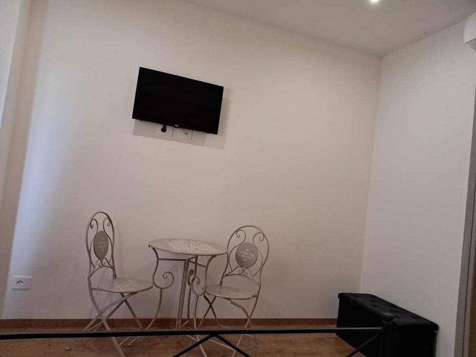 Deluxe Room | Soundproofing, free WiFi