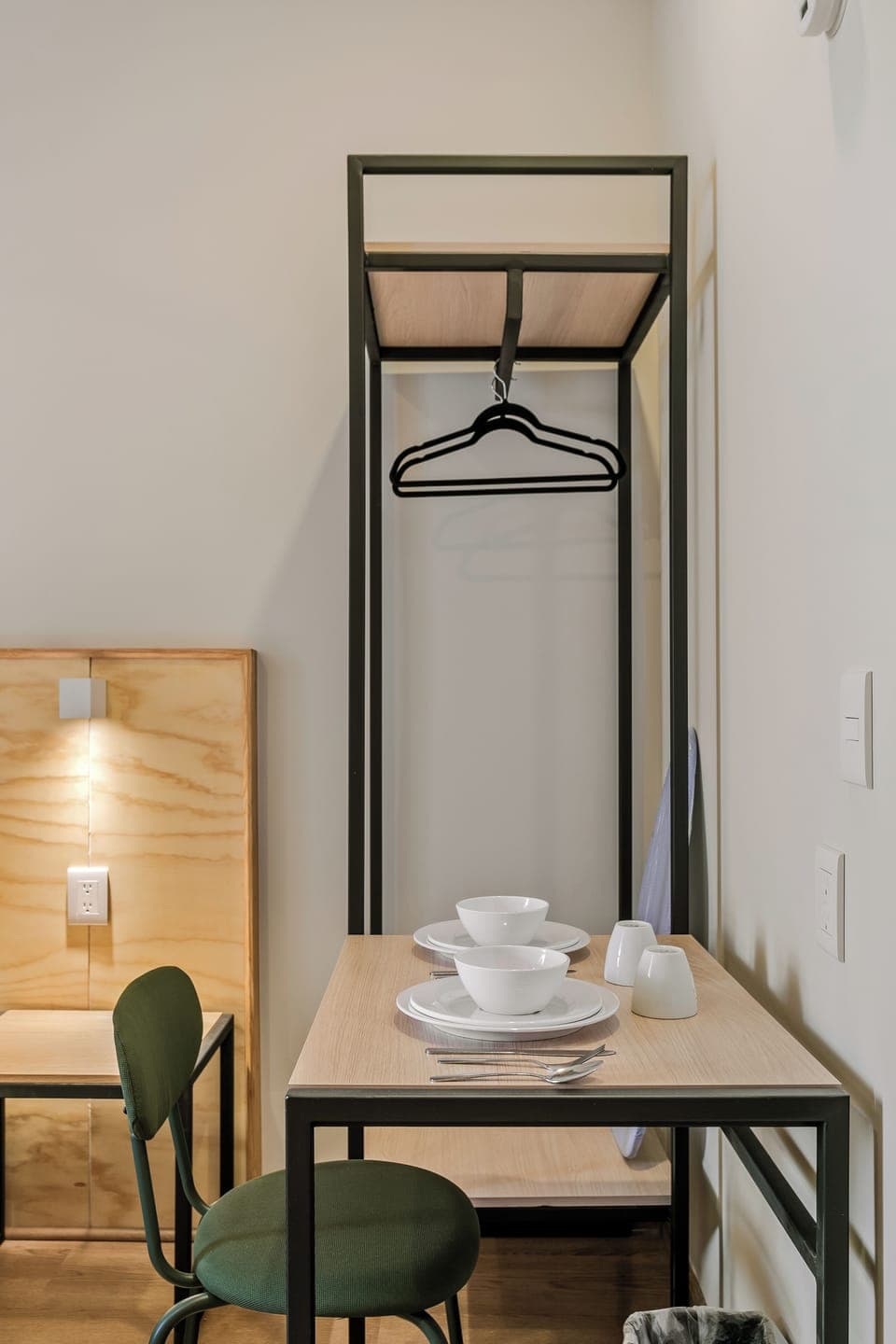 Comfort Suite, Courtyard View | 1 bedroom, iron/ironing board, free WiFi