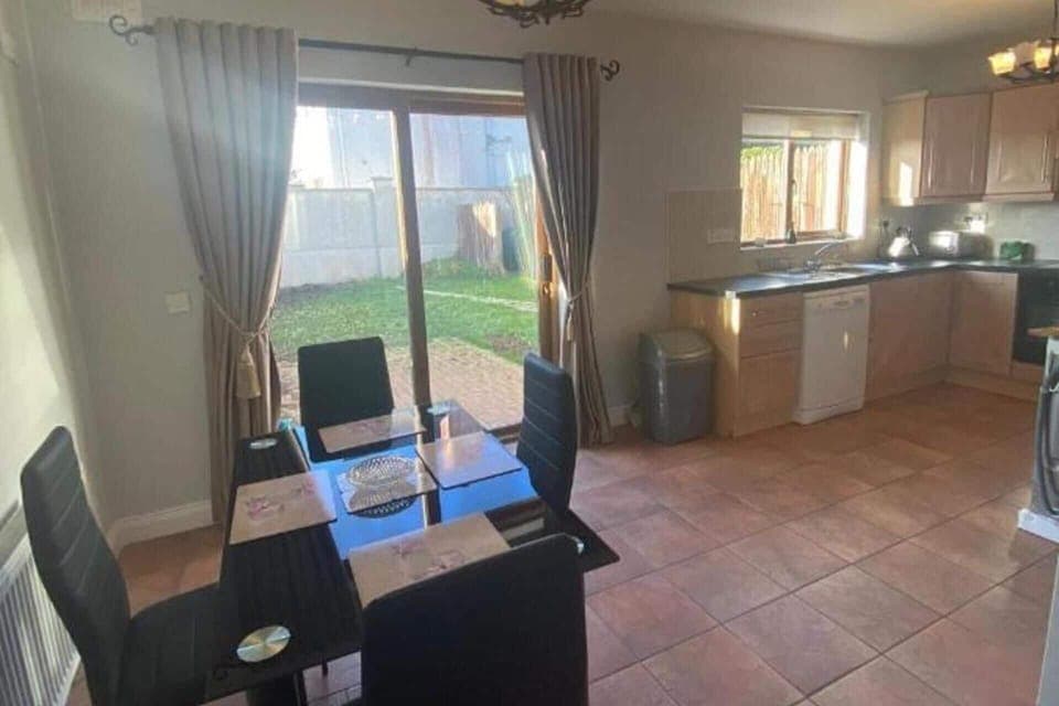 House | Dining