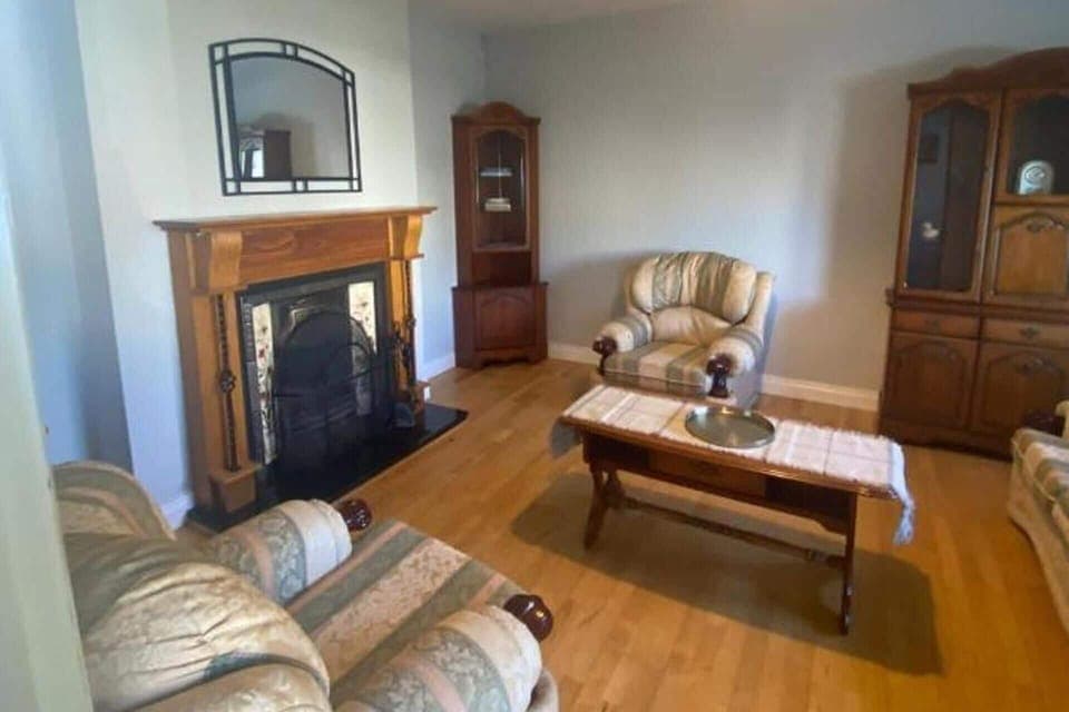 House | Living area | TV, fireplace