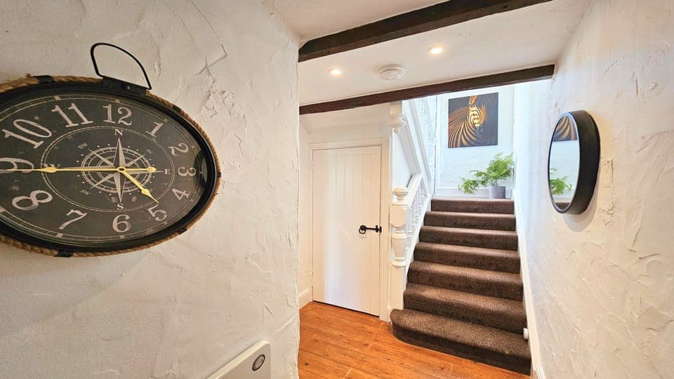 Cottage (2 Bedrooms) | Interior