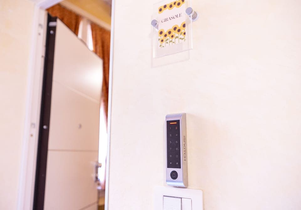 Comfort Room, Courtyard View | Free WiFi