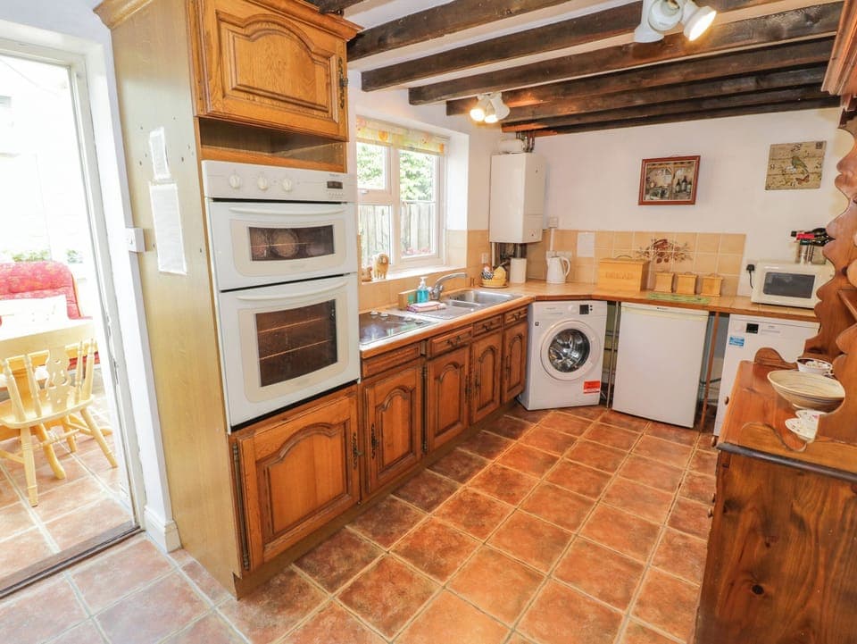 Fridge, dishwasher, electric kettle, toaster