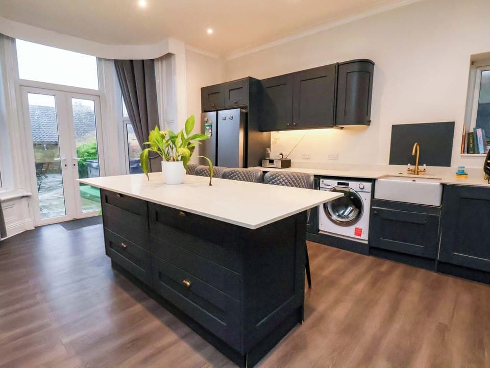 Fridge, dishwasher, electric kettle, toaster