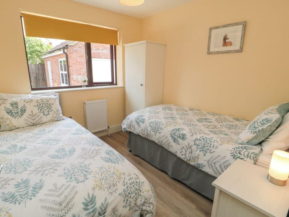 2 bedrooms, individually decorated, individually furnished, free WiFi