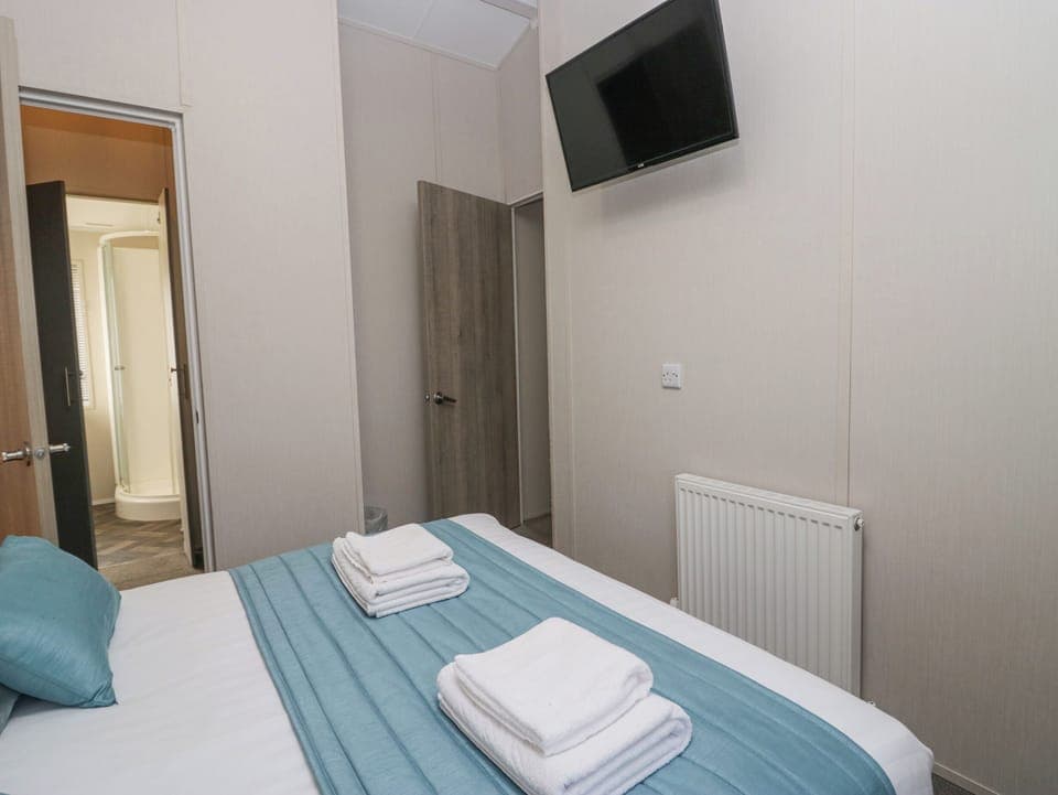 3 bedrooms, individually decorated, individually furnished, free WiFi