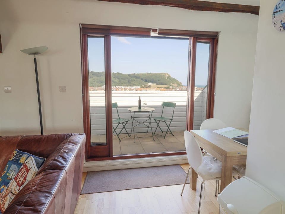 Cottage | Living area