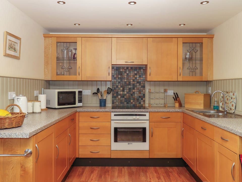 Fridge, dishwasher, electric kettle, toaster