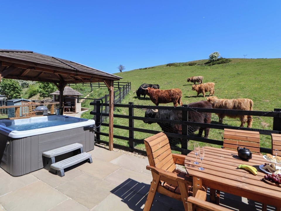 Cottage | Outdoor dining