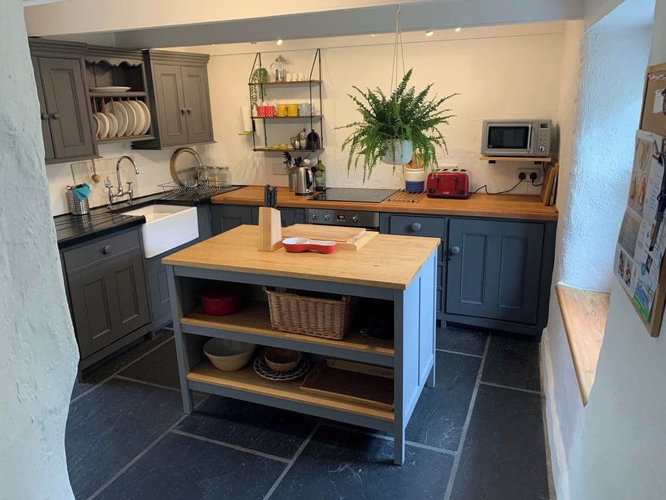 Fridge, dishwasher, electric kettle, toaster