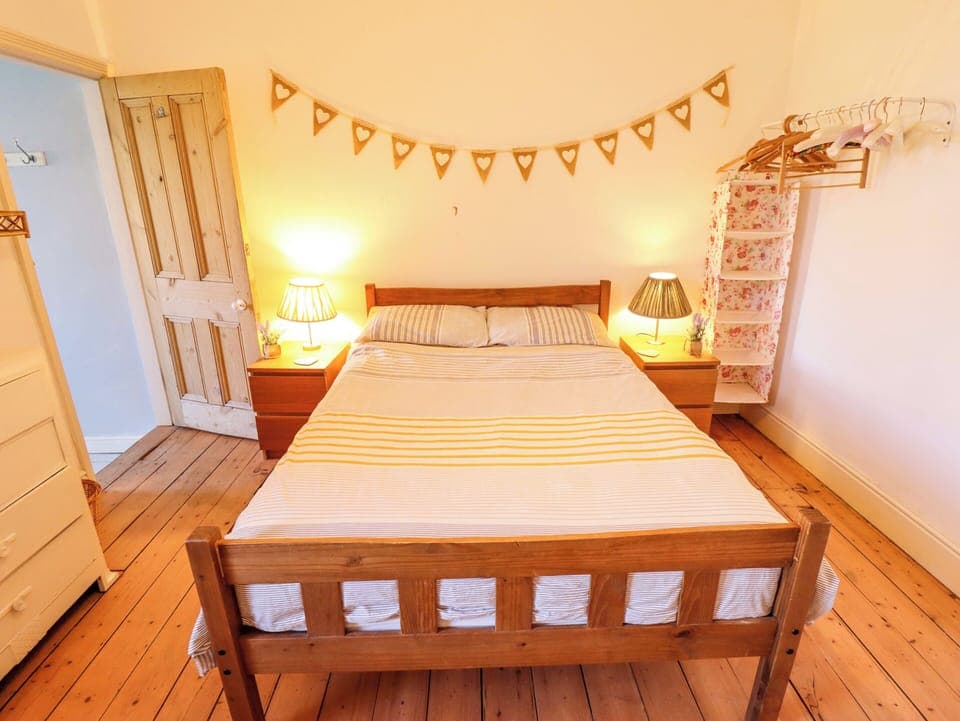 3 bedrooms, individually decorated, individually furnished, free WiFi