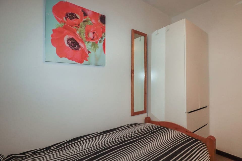 2 bedrooms, individually decorated, individually furnished, free WiFi