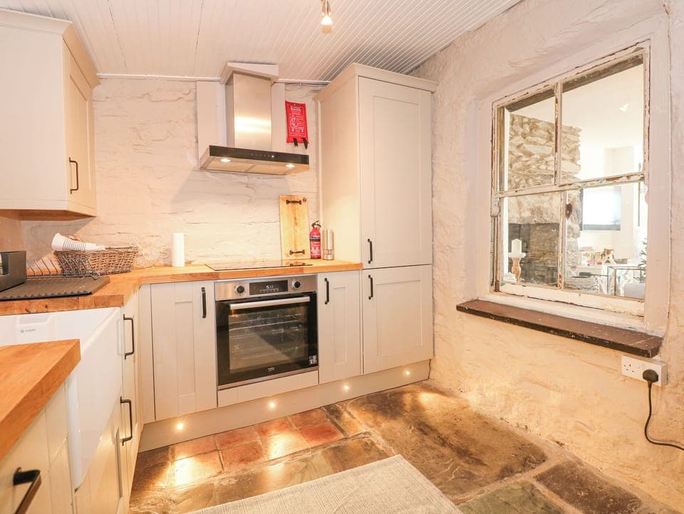 Fridge, dishwasher, electric kettle, toaster