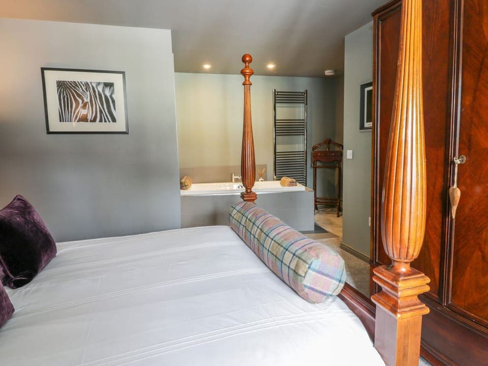 1 bedroom, individually decorated, individually furnished, free WiFi