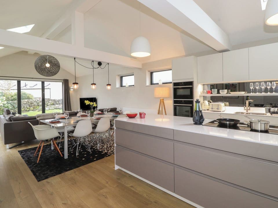 Fridge, dishwasher, electric kettle, cookware/dishes/utensils