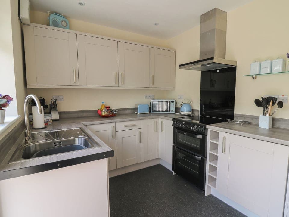 Fridge, dishwasher, electric kettle, toaster