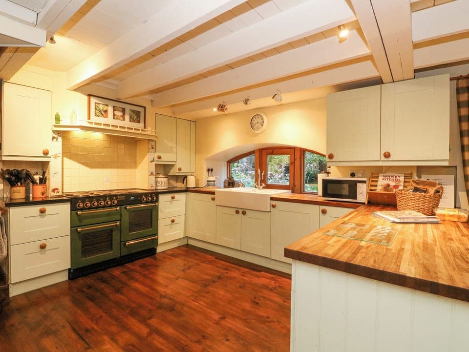 Fridge, dishwasher, electric kettle, toaster