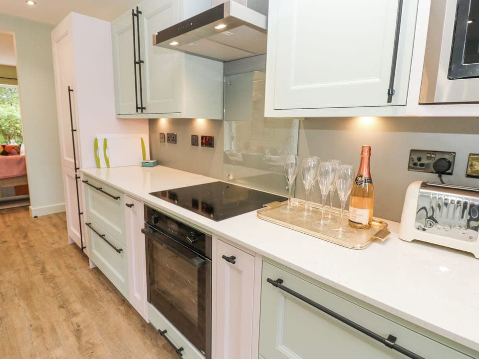 Fridge, dishwasher, electric kettle, toaster