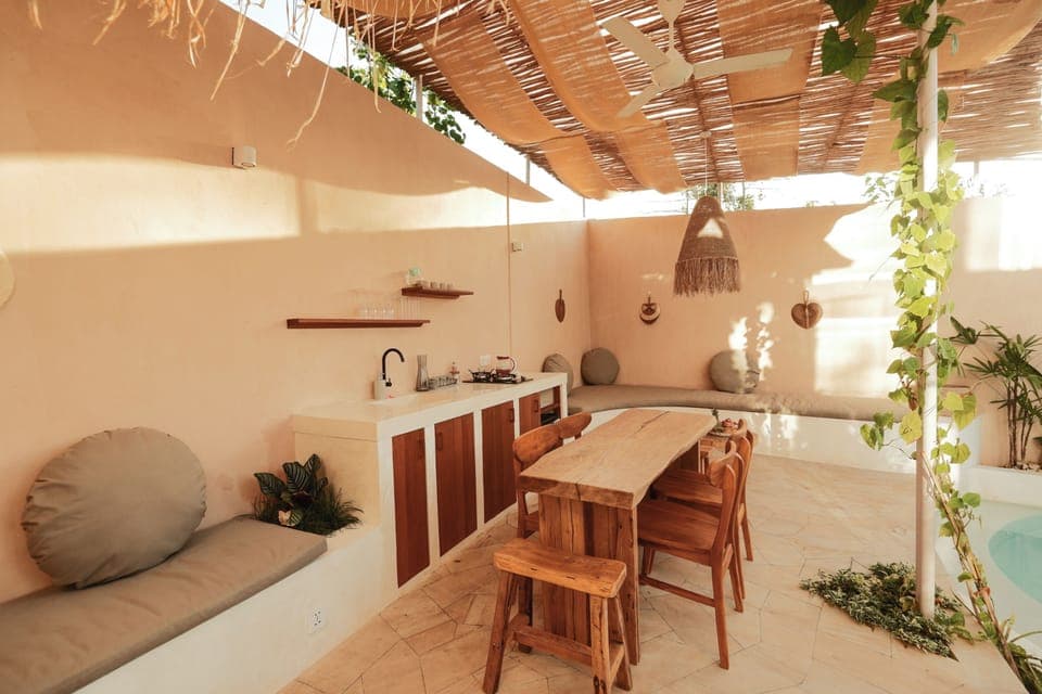 Mini-fridge, stovetop, electric kettle, toaster