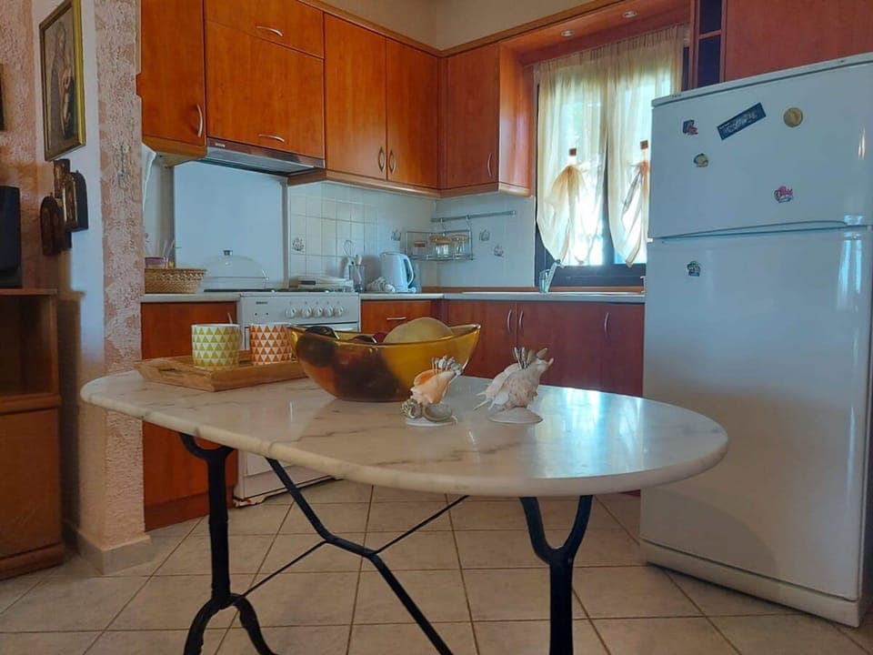 House | 4 bedrooms, soundproofing, Internet