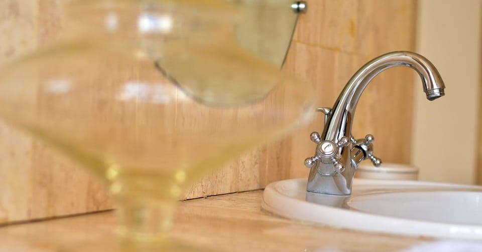 Standard Double Room, Non Smoking, Lake View | Bathroom