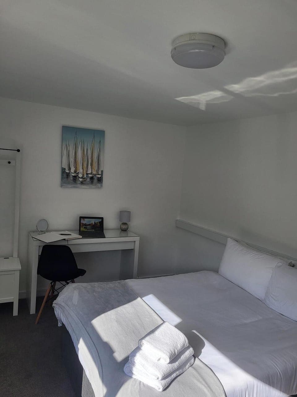3 bedrooms, blackout drapes, iron/ironing board, free WiFi
