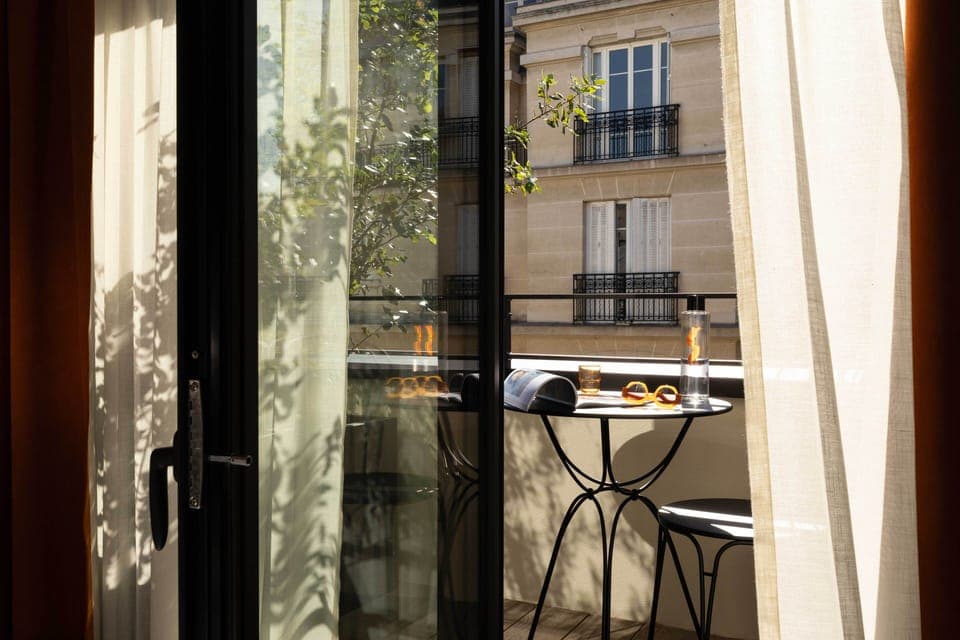 Classic Double Room, Balcony | In-room safe, desk, soundproofing, free WiFi