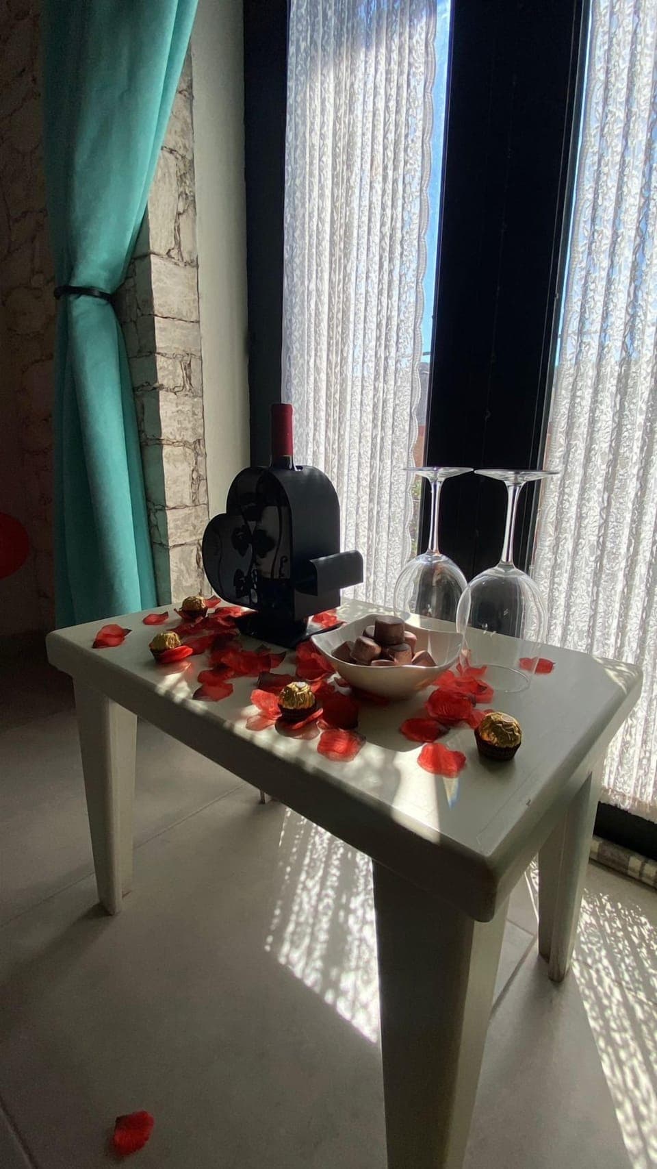 Comfort Room, 1 Bedroom, Balcony | Iron/ironing board, free WiFi, bed sheets