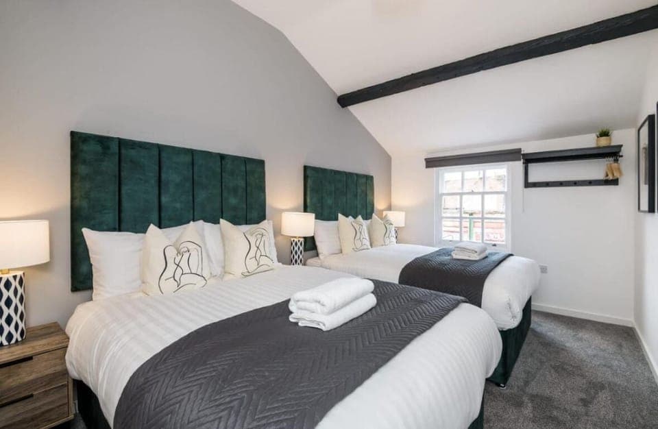 House, 4 Bedrooms | 4 bedrooms, iron/ironing board, free WiFi