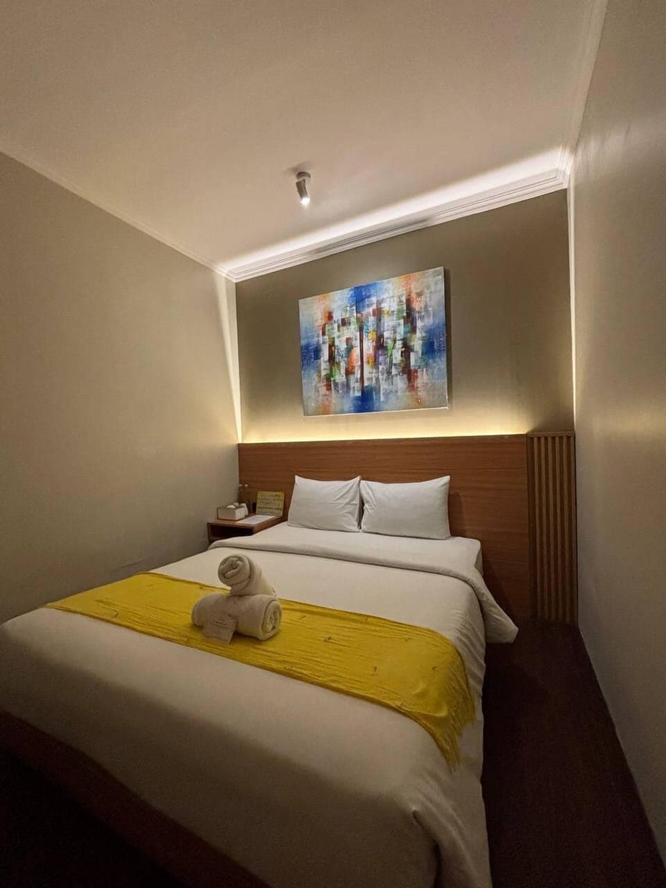 Standard Room with shared Bathroom | Free WiFi