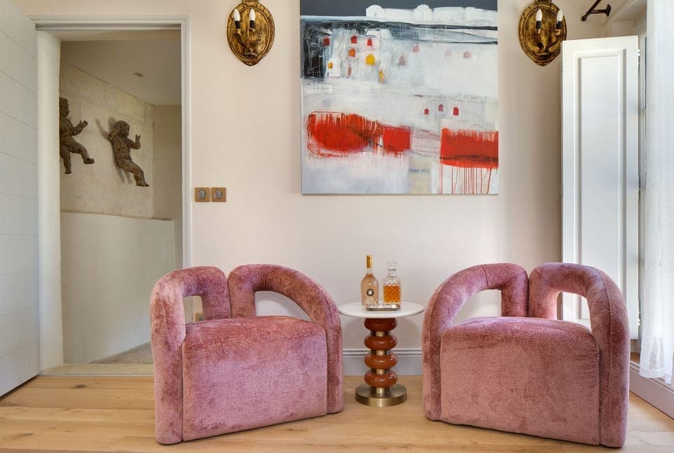 CLEMENT VI Spa & Fitness | Living area | 80-cm Smart TV with satellite channels, tablet, Netflix